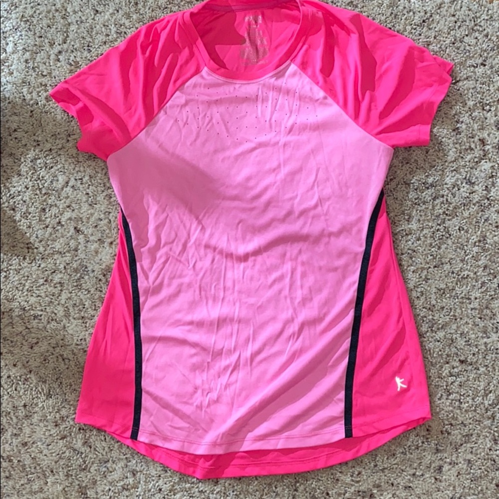 This is a hot pink semi-fitted shirt!